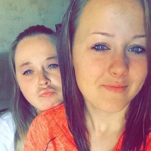 Meet your Posher, Bobbi